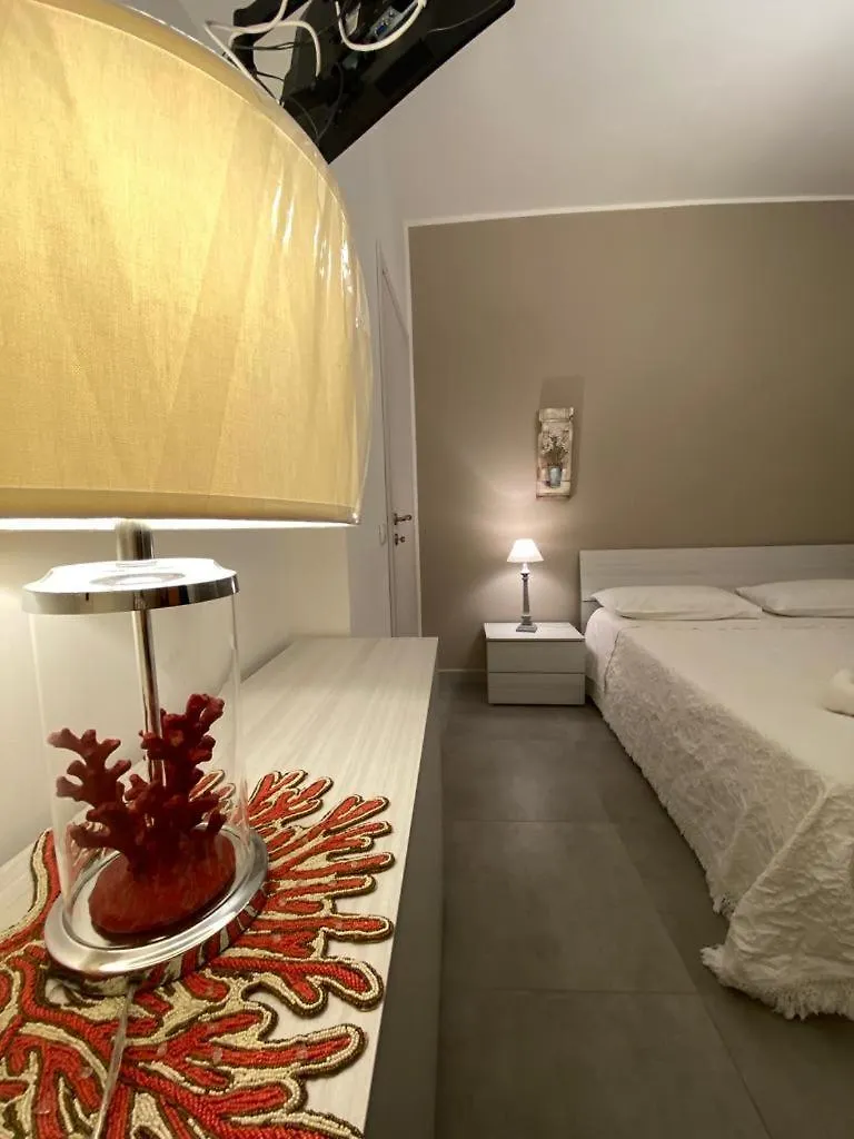 Rosa Apartament Palermo 0*,  Italy